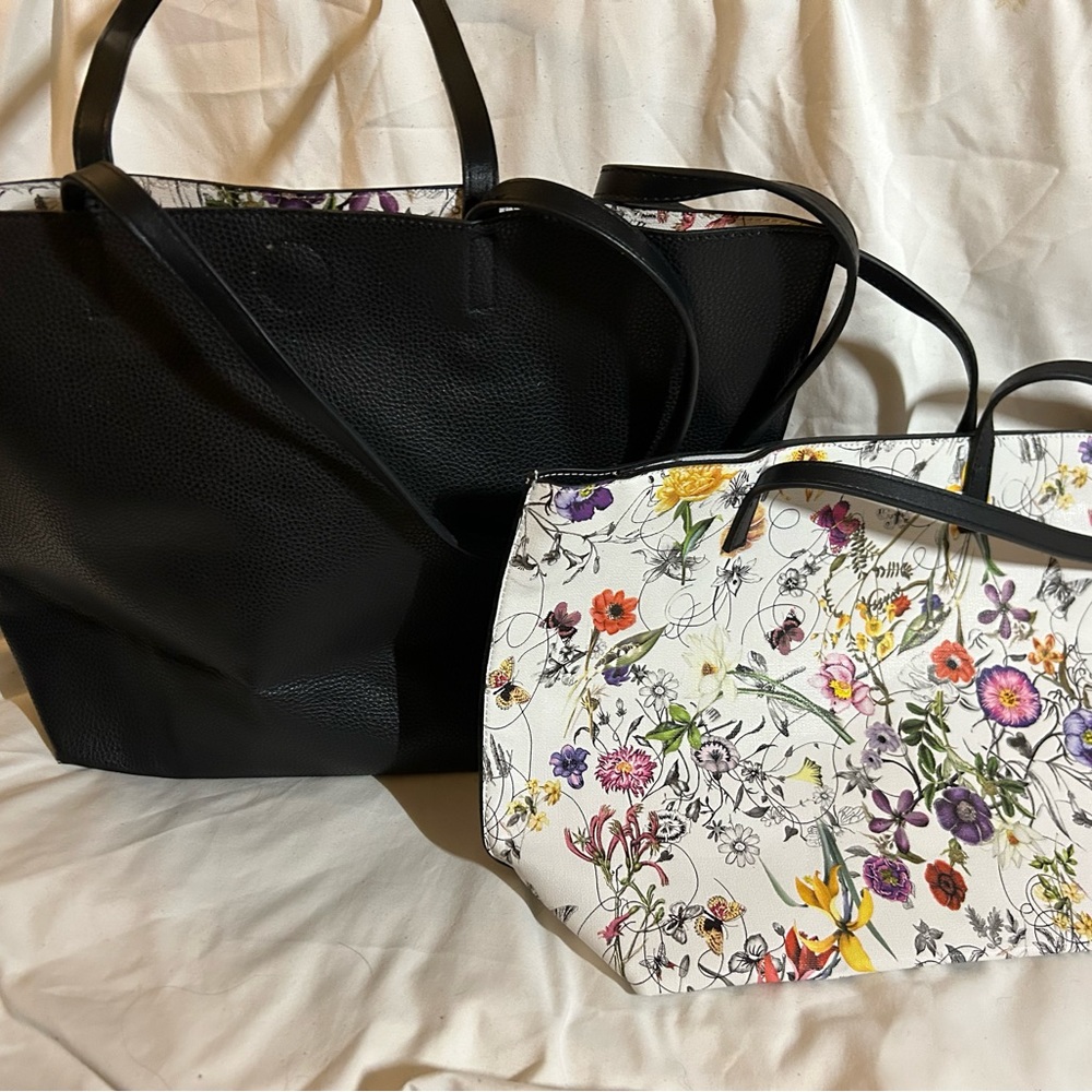 2 piece floral bags one large one medium